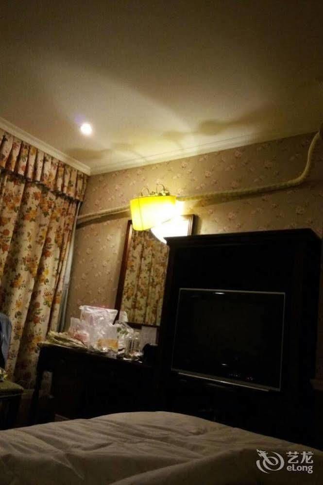 Oak Hotel - Chongqing Yingxiang Branch Tsjoengking Buitenkant foto