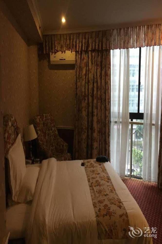 Oak Hotel - Chongqing Yingxiang Branch Tsjoengking Buitenkant foto
